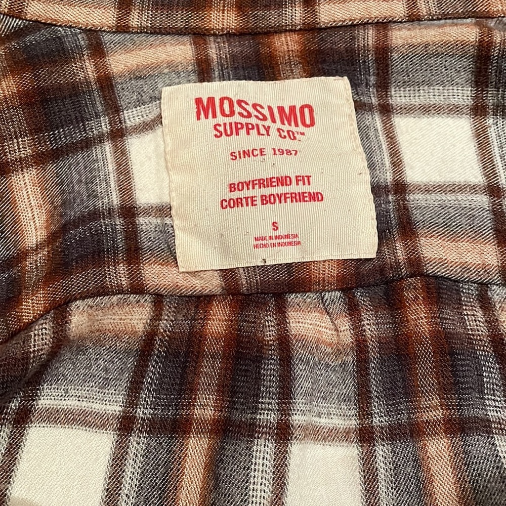 Flannel - Picture 2 of 3